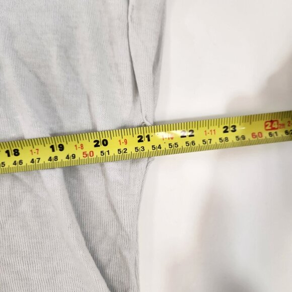 Silver Jeans Co. Light Gray V-Neck Short Sleeve Shirt Womens L L29TF2003 NWT - Picture 10 of 12